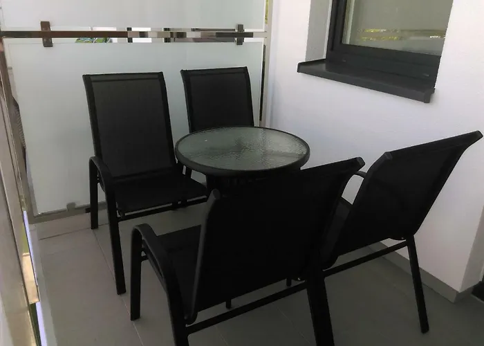 Apartamentyprzymorzu Bliżej Morza Z 3 Sypialniami Apartament *